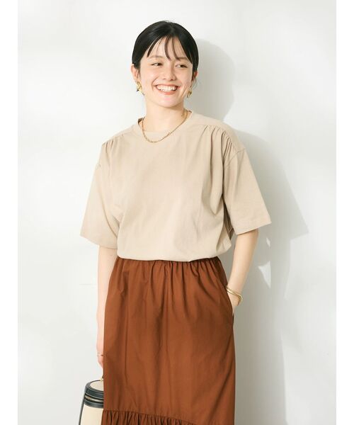 CRAFT STANDARD BOUTIQUE（クラフトスタンダードブティック）の「ヴィンテージ風天竺　ショルダーギャザーチュニック（チュニック・レディース・ブラック/グレイッシュベージュ/レッド・FREE）」の13枚目の写真