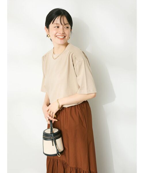 CRAFT STANDARD BOUTIQUE（クラフトスタンダードブティック）の「ヴィンテージ風天竺　ショルダーギャザーチュニック（チュニック・レディース・ブラック/グレイッシュベージュ/レッド・FREE）」の14枚目の写真