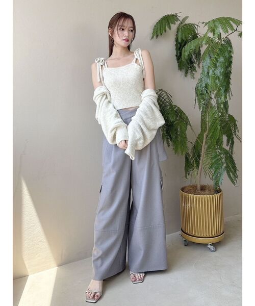 dazzlin(ダズリン)の「ミニシャギーラメニットカーデトップス(カーディガン/ボレロ・レディース・パープル/ベージュ/ピンク/グレー/ブルー・FREE)」の11枚目の写真