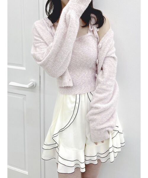 dazzlin(ダズリン)の「ミニシャギーラメニットカーデトップス(カーディガン/ボレロ・レディース・パープル/ベージュ/ピンク/グレー/ブルー・FREE)」の17枚目の写真