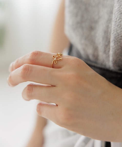 flower（フラワー）の「リボンハグリング（リング・レディース・ゴールド・FREE）」の6枚目の写真