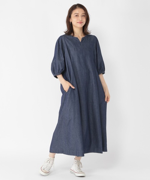 studio CLIP（スタディオクリップ）の「ランタンスリーブデニムワンピース（ワンピース・レディース・インディゴブルー/ブラック・FREE）」の2枚目の写真