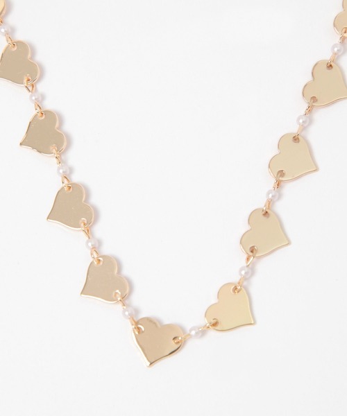 FOREVER 21（フォーエバー トゥエンティーワン）の「ハートネックレス（ネックレス・レディース・ゴールド・FREE）」の2枚目の写真