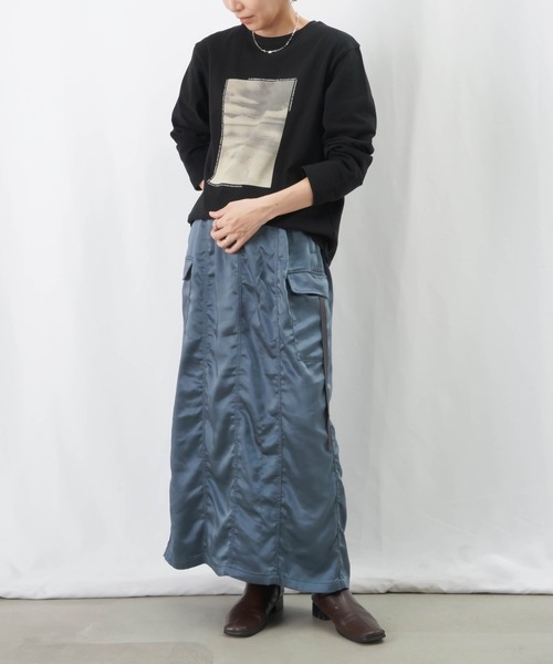 LUCA/LADY LUCK LUCA(ルカ/レディラックルカ)の「LC/LLL 転写プリントロングスリーブカットソー / フォトプリントロンTee(Tシャツ/カットソー・レディース・ブラック/オフホワイト/チャコールグレー・FREE)」の4枚目の写真