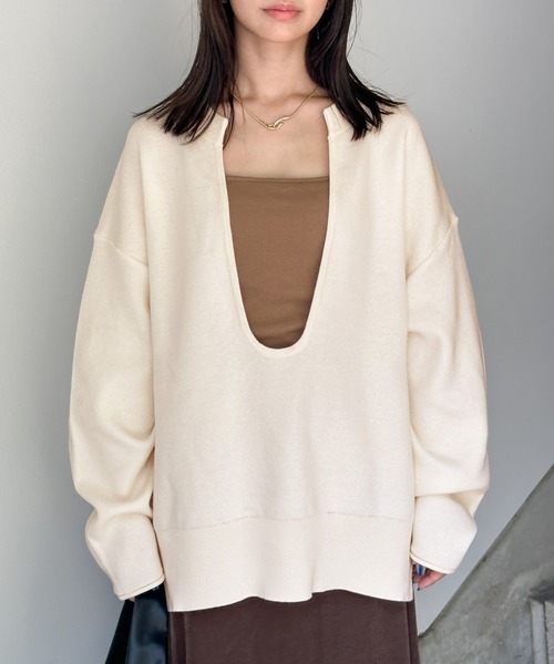 select MOCA（セレクトモカ）の「ディープUネックスウェット