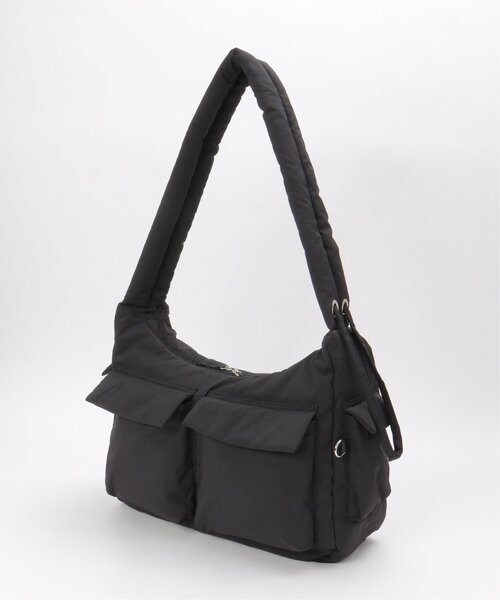 VENCEEXCHANGE（ヴァンスエクスチェンジ）の「ユーティリティカーゴパファーバッグ（ショルダーバッグ・メンズ・ブラック・フリー）」の3枚目の写真