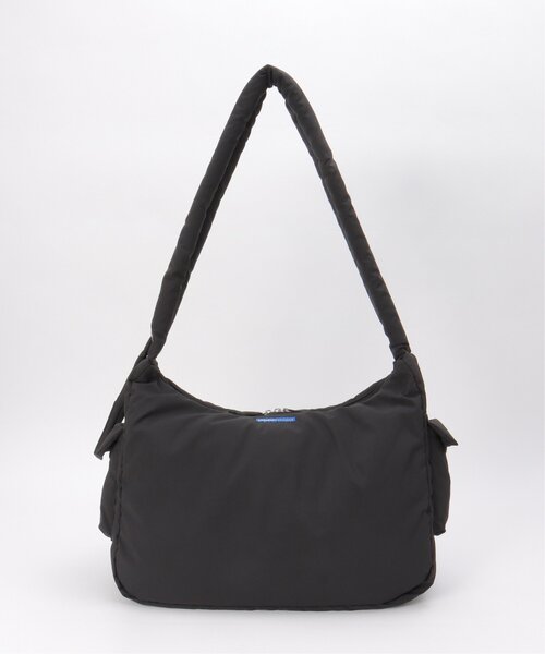 VENCEEXCHANGE（ヴァンスエクスチェンジ）の「ユーティリティカーゴパファーバッグ（ショルダーバッグ・メンズ・ブラック・フリー）」の4枚目の写真