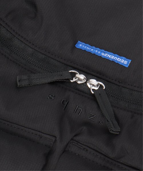 VENCEEXCHANGE（ヴァンスエクスチェンジ）の「ユーティリティカーゴパファーバッグ（ショルダーバッグ・メンズ・ブラック・フリー）」の10枚目の写真