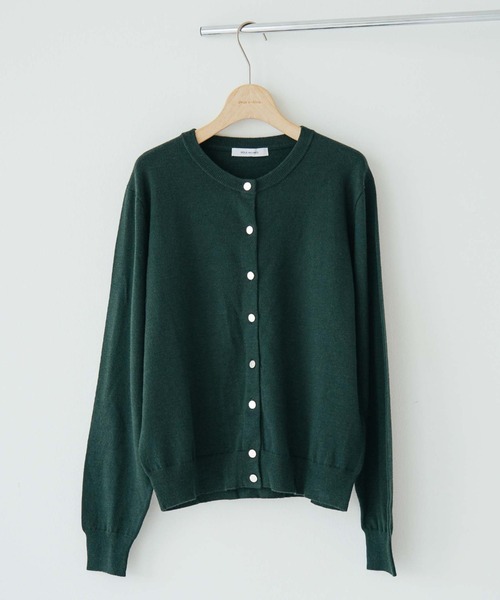 Doux archives(ドゥアルシーヴ)の「Basicカーディガン(ニット/セーター・レディース・コーラルピンク/ブラック/グレー/グリーン・38)」の3枚目の写真