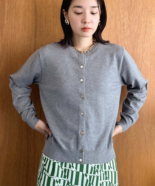 Doux archives(ドゥアルシーヴ)の「Basicカーディガン(ニット/セーター・レディース・コーラルピンク/ブラック/グレー/グリーン・38)」の14枚目の写真