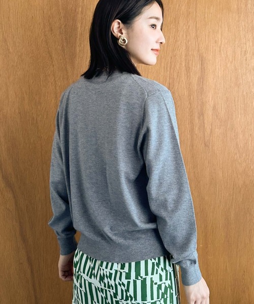 Doux archives(ドゥアルシーヴ)の「Basicカーディガン(ニット/セーター・レディース・コーラルピンク/ブラック/グレー/グリーン・38)」の11枚目の写真