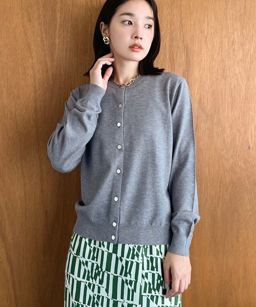 Doux archives(ドゥアルシーヴ)の「Basicカーディガン(ニット/セーター・レディース・コーラルピンク/ブラック/グレー/グリーン・38)」の12枚目の写真