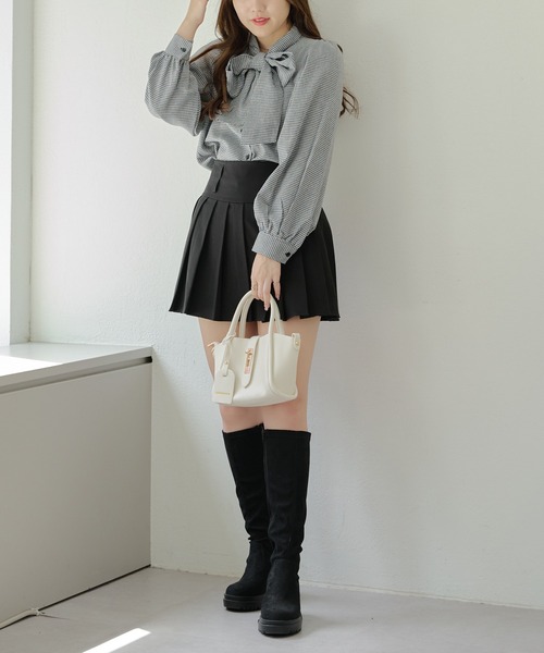 continuer de NICE CLAUP(コンティニューデナイスクラップ)の「【WEB限定】リボンタイブラウス(シャツ/ブラウス・レディース・オフホワイト/ブラック/チェック・FREE)」の15枚目の写真