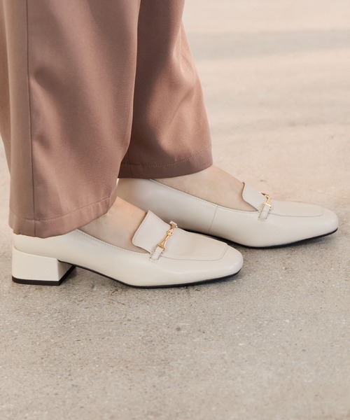 NICAL(ニカル)の「【本革】【NICAL】スクエアトゥヒールローファー/544318(ローファー・レディース・ブラック/アイボリー/グレー/グリーン・22.5cm/23.5cm/24.5cm/25.0cm/23.0cm/24.0cm/22.0cm/25.5cm)」の5枚目の写真