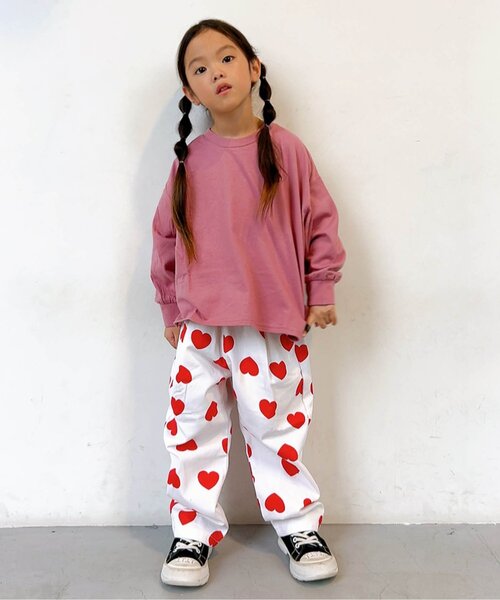 BREEZE（ブリーズ）の「【WEB限定】カラバリ無地・ボーダーTシャツ（Tシャツ/カットソー・キッズ・ターコイズブルー/ブルー/グリーン/ライム/イエロー/チャコール/ベージュ/ロイヤルブルー/ブラック/レッド/ピンク/レインボー・90/100/110/120/130/140/150）」の13枚目の写真