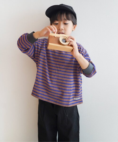 BREEZE（ブリーズ）の「【WEB限定】カラバリ無地・ボーダーTシャツ（Tシャツ/カットソー・キッズ・ターコイズブルー/ブルー/グリーン/ライム/イエロー/チャコール/ベージュ/ロイヤルブルー/ブラック/レッド/ピンク/レインボー・90/100/110/120/130/140/150）」の17枚目の写真