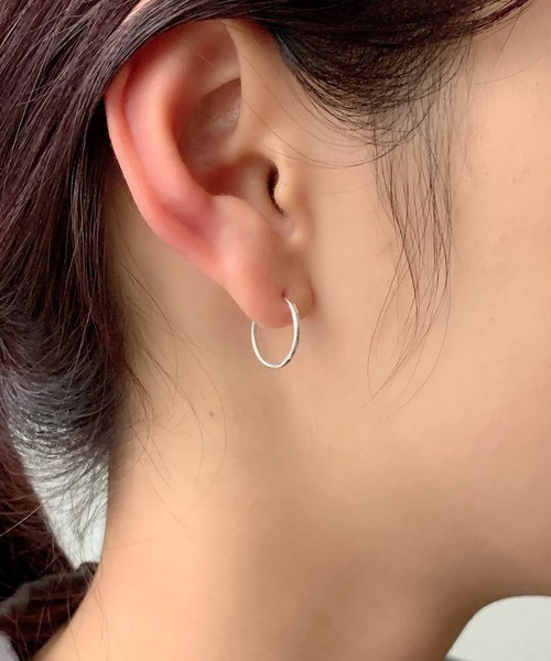 silver925 × ciite' (シルバーキューニーゴシーテ)の「silver925 シンプルピアス (両耳用)(ピアス(両耳用)・レディース・シルバー・FREE)」の4枚目の写真