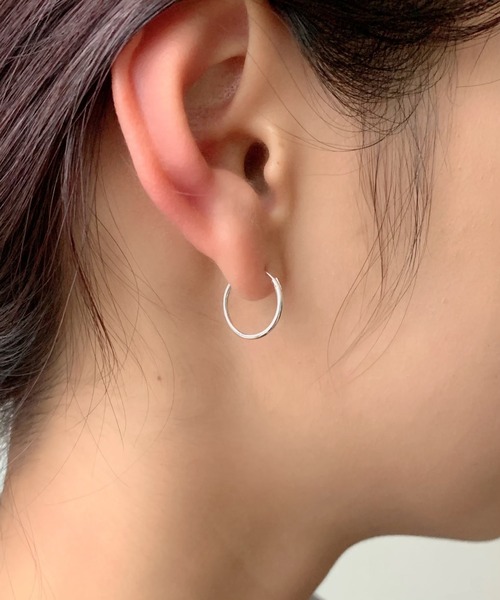 silver925 × ciite' (シルバーキューニーゴシーテ)の「silver925 シンプルピアス (両耳用)(ピアス(両耳用)・レディース・シルバー・FREE)」の5枚目の写真