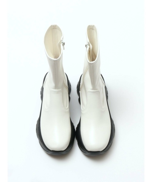 Bella lume（ベッラルーメ）の「【NK】【it】【Bella Lume(ベッラルーメ)】フィットスニーカーブーツ（ブーツ・レディース・ブラック/アイボリー・LARGE/MEDIUM/SMALL/X-LARGE）」の15枚目の写真