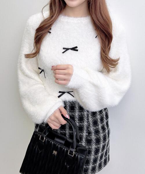 INGNI（イング）の「リボンデザインフェザー長袖ニット（ニット/セーター・レディース・ピンク系7/グレー系その他3/ホワイト×ブラック・M）」の8枚目の写真