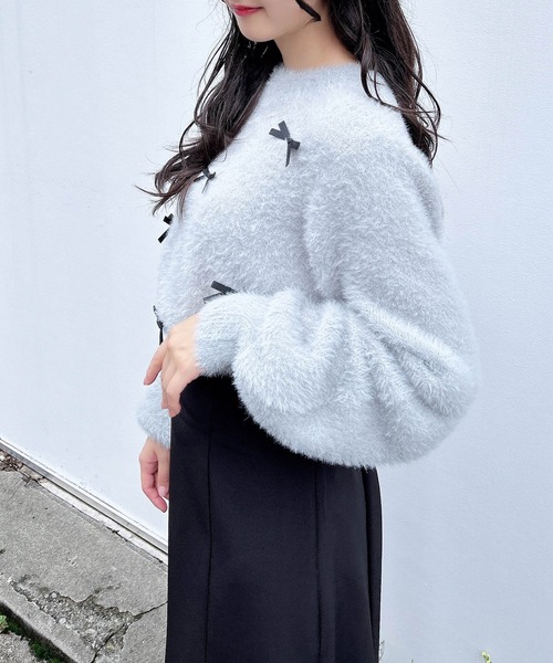 INGNI（イング）の「リボンデザインフェザー長袖ニット（ニット/セーター・レディース・ピンク系7/グレー系その他3/ホワイト×ブラック・M）」の21枚目の写真