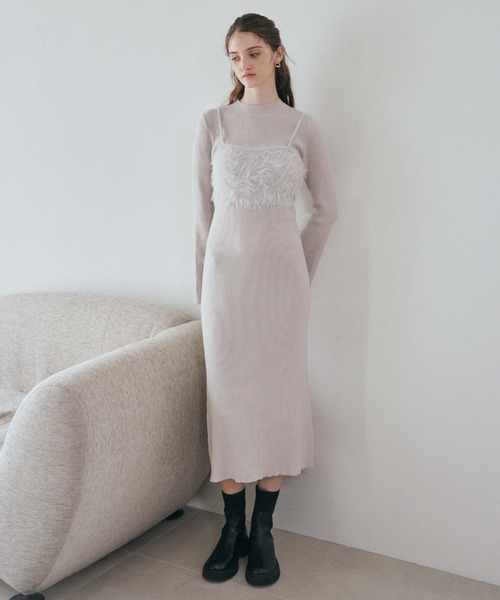 archives（アルシーヴ）の「フェザーニットビスチェ×ニットワンピースＳＥＴ（ワンピース・レディース・アイボリー/ブラック/グレー・MEDIUM）」の5枚目の写真