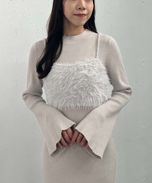 archives（アルシーヴ）の「フェザーニットビスチェ×ニットワンピースＳＥＴ（ワンピース・レディース・アイボリー/ブラック/グレー・MEDIUM）」の19枚目の写真