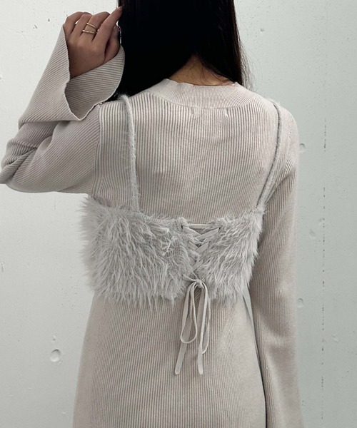 archives（アルシーヴ）の「フェザーニットビスチェ×ニットワンピースＳＥＴ（ワンピース・レディース・アイボリー/ブラック/グレー・MEDIUM）」の22枚目の写真