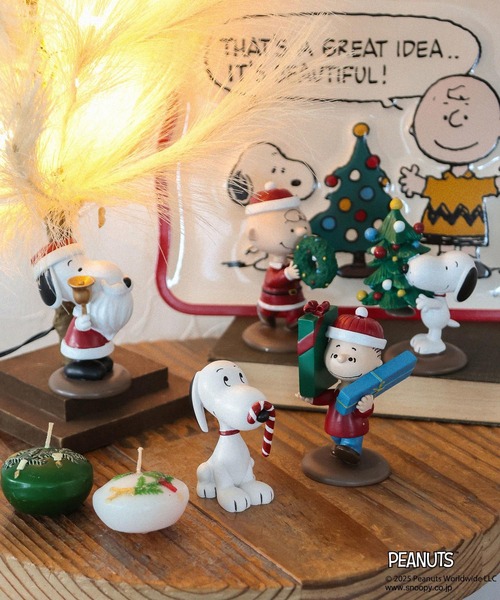 In a Nutshell クリスマス ピーナッツ型 置き物 In a Nutshell クリスマス ピーナッツ型 置き物