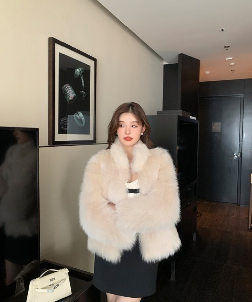 Ritzy（リッツィー）の「もこもこ フェイクファー コート（その他アウター・レディース・チャコールグレー/ブラック/アイボリー/モカ・M/L）」の7枚目の写真