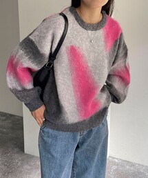 グラデーションジャガードシャギープルオーバーニット