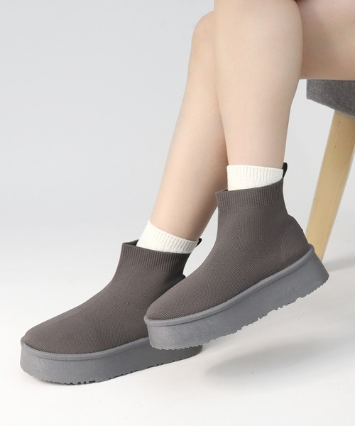 Dedes(デデス)の「Dedes 厚底ニットブーツ(6369)(ブーツ・レディース・ブラック/ベージュ/ブラウン/グレー・44/40/38/42/36)」の2枚目の写真