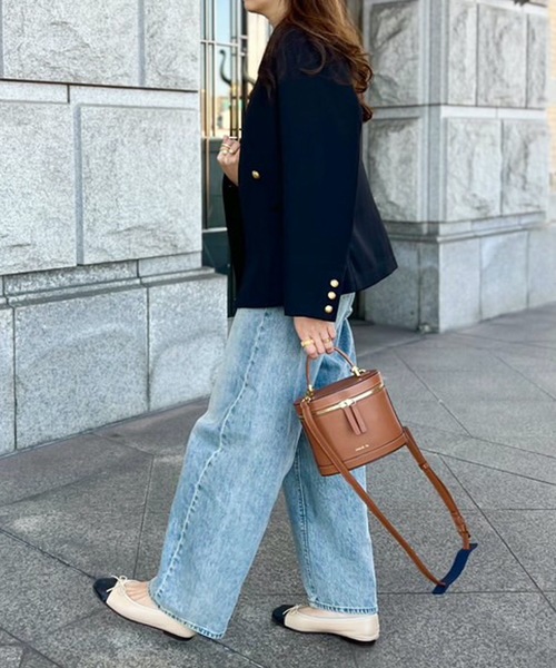 Emma Taylor（エマテイラー）の「GOLD釦ノーカラーテーラードジャケット（ノーカラージャケット・レディース・ブラック/モカ・FREE）」の5枚目の写真