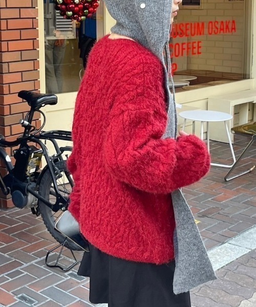 ストリートファッション Chikashitsu + チカシツプラス angora like cable knit アンゴラケーブルニット ツイストニット 長袖ニット 長袖セーター 冬ニット 赤ニット 長袖トップス 韓国ファッション 韓国ストリート カジュアルファッション（ニット/セーター）｜Chikashitsu +（チカシツプラス）