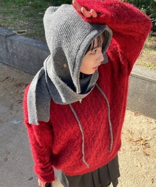 Chikashitsu +(チカシツプラス)の「ストリートファッション Chikashitsu + チカシツプラス angora like cable knit アンゴラケーブルニット ツイストニット 長袖ニット 長袖セーター 冬ニット 赤ニット 長袖トップス 韓国ファッション 韓国ストリート カジュアルファッション(ニット/セーター・メンズ・ブラック/レッド/グレー・ONE SIZE)」の7枚目の写真