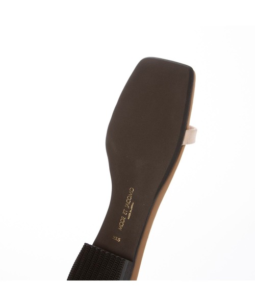 Mode et Jacomo(モードエジャコモ)の「スリムストラップフラットサンダル(サンダル・レディース・クリーム/ブラック/イエロー系その他6/ダークブラウン/ホワイト/ゴールド/ピンク系その他4・22.5cm/23cm/23.5cm/24cm/24.5cm)」の22枚目の写真