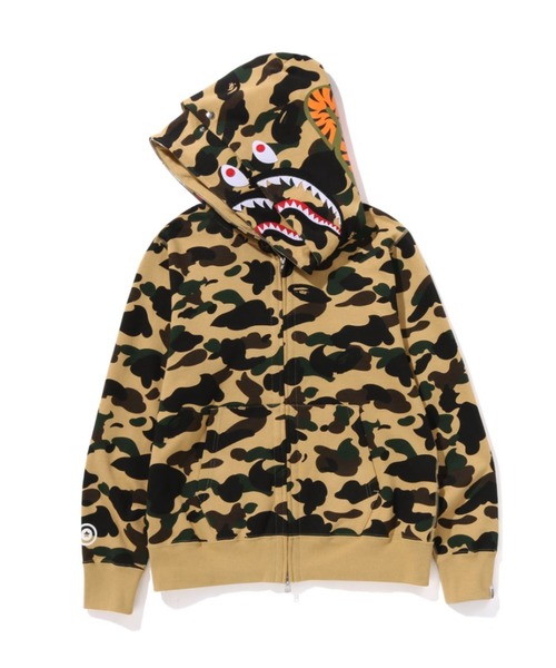 A BATHING APE（アベイシングエイプ）の「1ST CAMO SHARK FULL ZIP