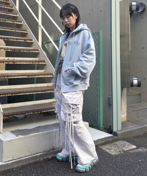 Candy Stripper（キャンディストリッパー）の「TINY FLOWER CARGO パンツ（カーゴパンツ・レディース・ブラック/ピンク/ライトグレー・FREE）」の10枚目の写真