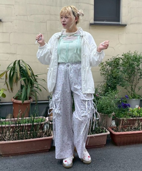 Candy Stripper（キャンディストリッパー）の「TINY FLOWER CARGO パンツ（カーゴパンツ・レディース・ブラック/ピンク/ライトグレー・FREE）」の22枚目の写真