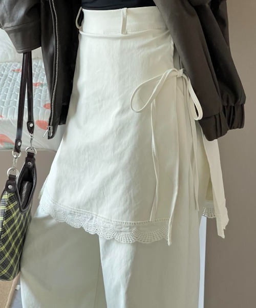 LAC-VERT(ラック・ヴェール)の「レース付き巻きスカートパンツ(その他パンツ・レディース・ホワイト・FREE/L)」の15枚目の写真