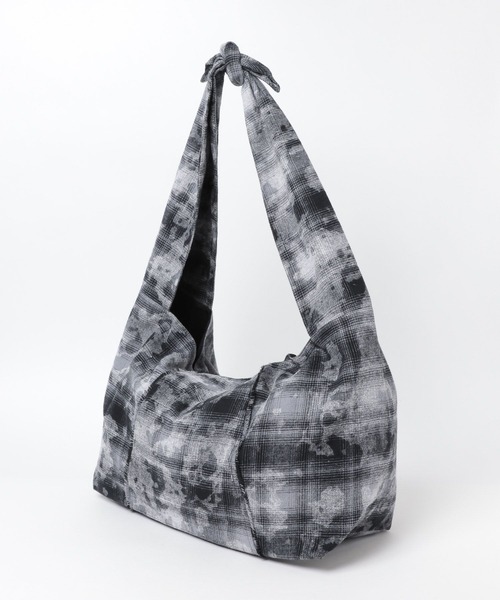 HARE（ハレ）の「【一部カラーWEB限定】EASYショルダーBAG(HARE)（ショルダーバッグ・メンズ・ブラック/グレー系その他/ブラック系その他・FREE）」の12枚目の写真