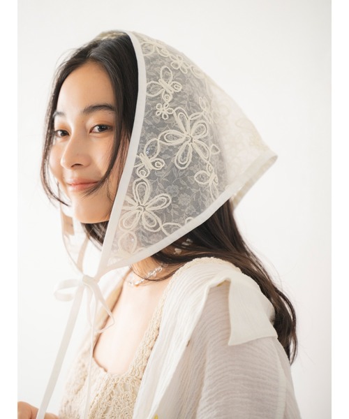 Ungrid（アングリッド）の「シアーエンブロイダリーボンネット（ストール/ショール・レディース・ブラック/オフホワイト・FREE）」の17枚目の写真