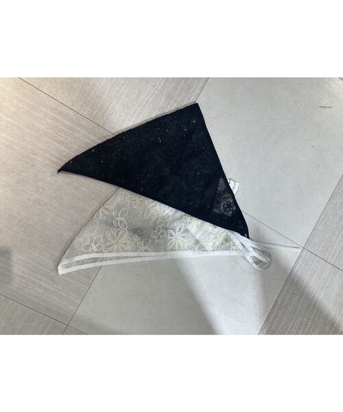 Ungrid（アングリッド）の「シアーエンブロイダリーボンネット（ストール/ショール・レディース・ブラック/オフホワイト・FREE）」の3枚目の写真