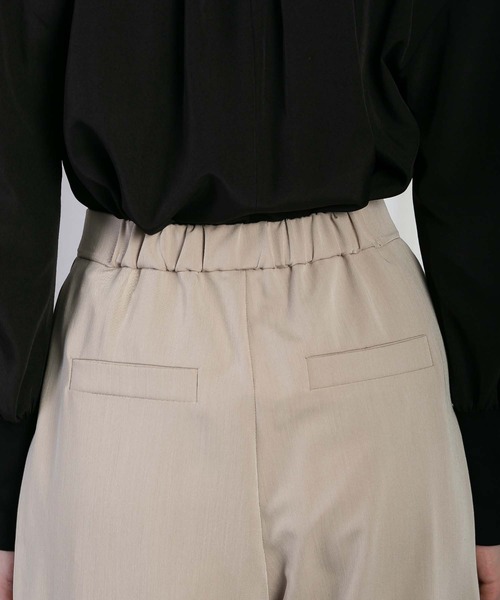 RAW FUDGE(ローファッジ)の「ハイウエストクロスタックパンツ(スラックス・レディース・ベージュ/グレー/ブラック・M)」の4枚目の写真