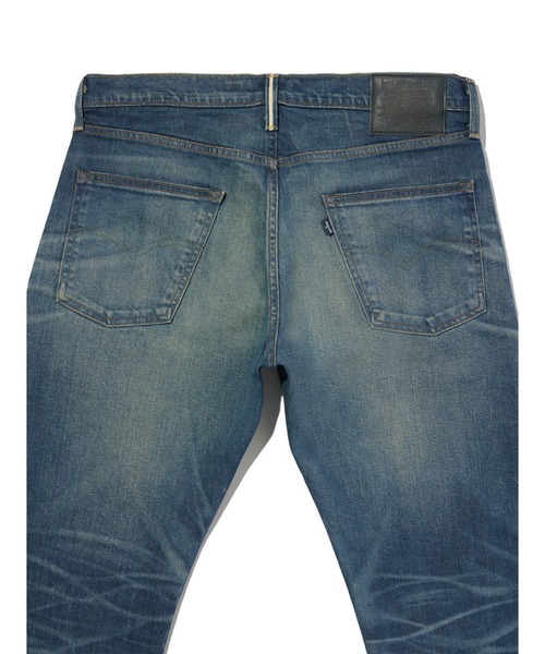 Levi's（リーバイス）の「Levi's/リーバイス BLUETAB(TM) 502(TM) テーパードジーンズ ミディアムインディゴ MADE IN JAPAN（デニムパンツ・メンズ・インディゴブルー・W32 L32/W34 L32/W36 L32/W28 L32/W30 L32）」の7枚目の写真