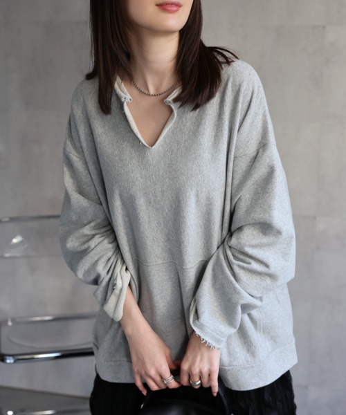 CREARE -LINO-(クレアーレリノ)の「<ユニセックス>フロントポケットキーネックプルオーバー/トップス(スウェット・レディース・ブラック/オフホワイト/グレー・FREE)」の9枚目の写真