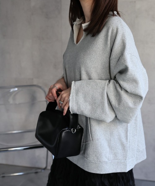 CREARE -LINO-(クレアーレリノ)の「<ユニセックス>フロントポケットキーネックプルオーバー/トップス(スウェット・レディース・ブラック/オフホワイト/グレー・FREE)」の18枚目の写真