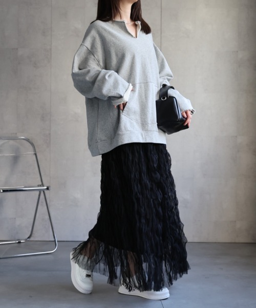 CREARE -LINO-(クレアーレリノ)の「<ユニセックス>フロントポケットキーネックプルオーバー/トップス(スウェット・レディース・ブラック/オフホワイト/グレー・FREE)」の17枚目の写真