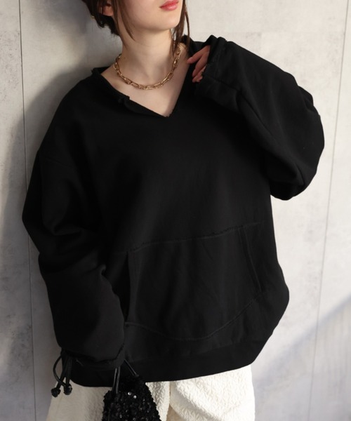 CREARE -LINO-(クレアーレリノ)の「<ユニセックス>フロントポケットキーネックプルオーバー/トップス(スウェット・レディース・ブラック/オフホワイト/グレー・FREE)」の6枚目の写真