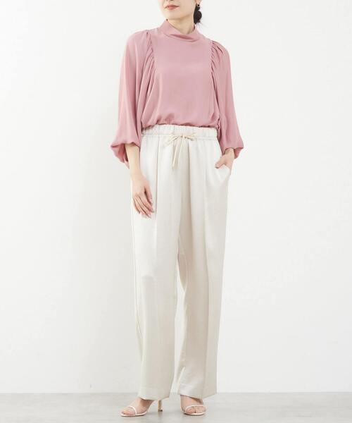 Tiara（ティアラ）の「ギャザードロストパンツ（その他パンツ・レディース・ブラック/ベージュ・2/3）」の3枚目の写真